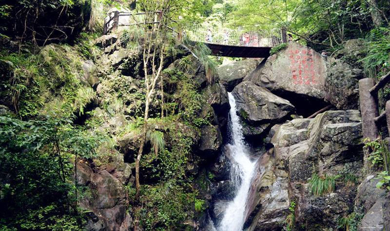 江西宜春靖安三爪仑观音岩