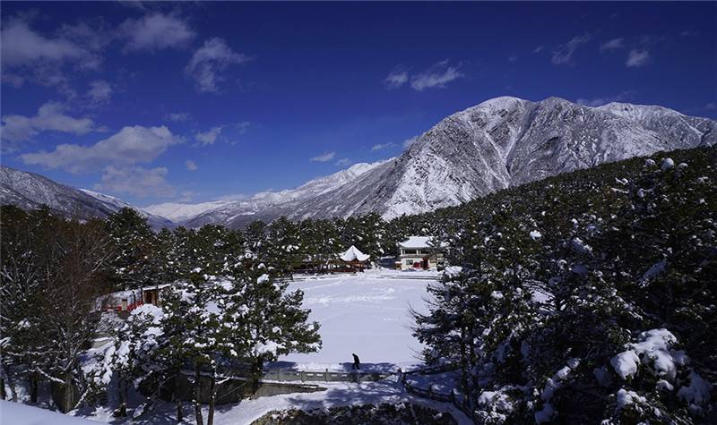 四川| 甘孜 康定跑马山风景区