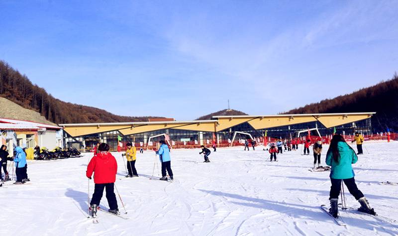 赤峰美林谷滑雪场