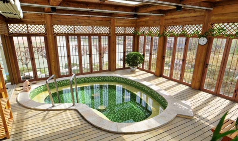 室内温泉