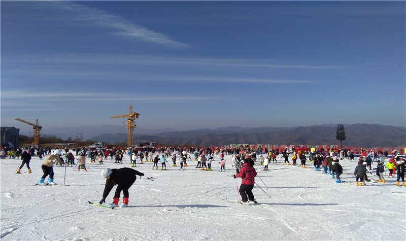 陕西| 宝鸡 鳌山滑雪场