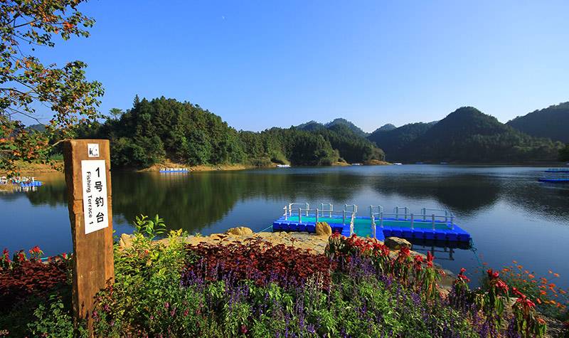 杭州 千岛湖龙川湾 知青文化为主题的景区,吃大锅饭,看老电影,观知青