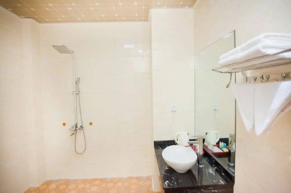 https://qiniu-cdn5.jinxidao.com/group1/2024/09/11/12/46/66e120c332ac1.jpg 图片