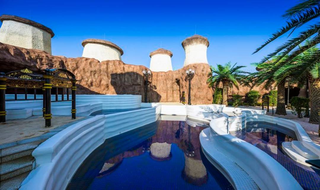 江苏| 南通 五国风情温泉